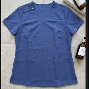 HALARA Women's Medical V-Neck Scrub Top in Navy Blue Stretch Comfort Size XL